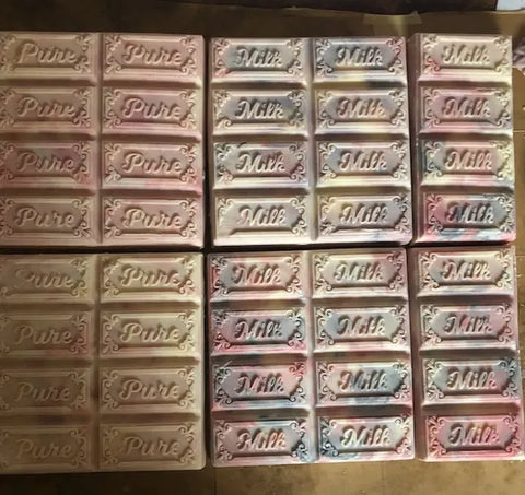 A LITTLE BIT OF EVERYTHING GUEST BAR SIZE - Famous Skin Care